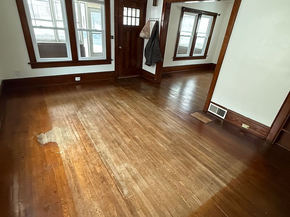 1st image of 1021 N Mantua St