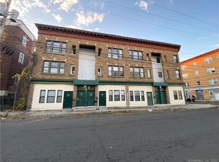 1071 Pembroke St, Bridgeport, CT 06608