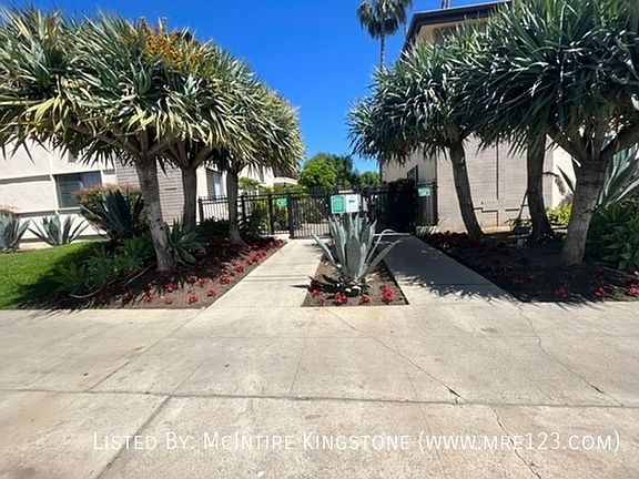 2nd image of 800 N Azusa Ave #6