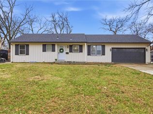 8012 Elm Ave, Raytown, MO 64138