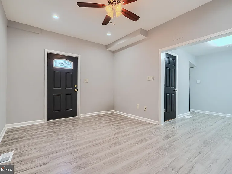 3014 Hamilton Ave #1 — Photo 9