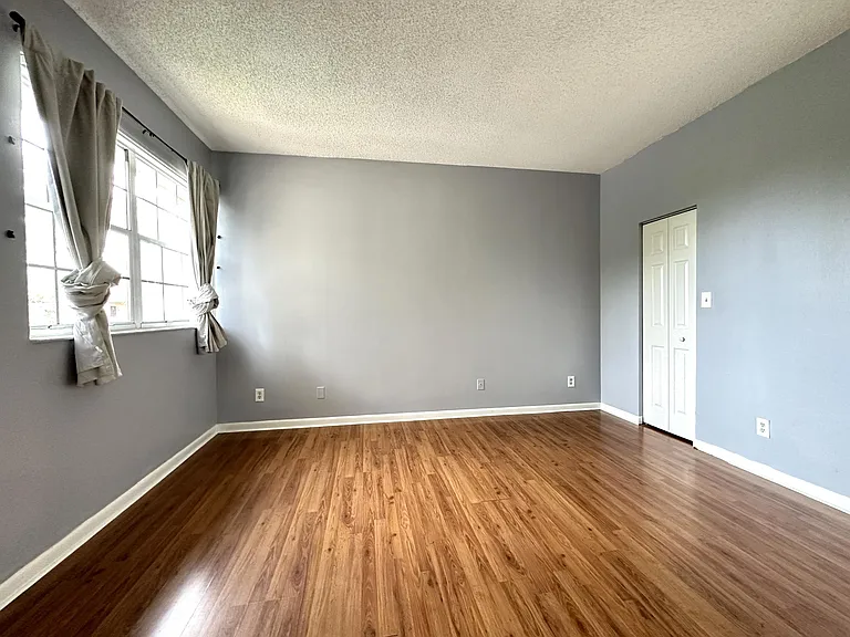 640 Cypress Club Way #G — Photo 10