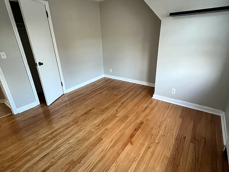 Bedroom #1 w/ 1 closet