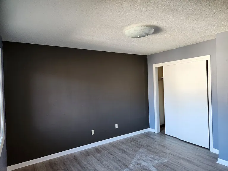 716 Wilson Ave #4 — Photo 7