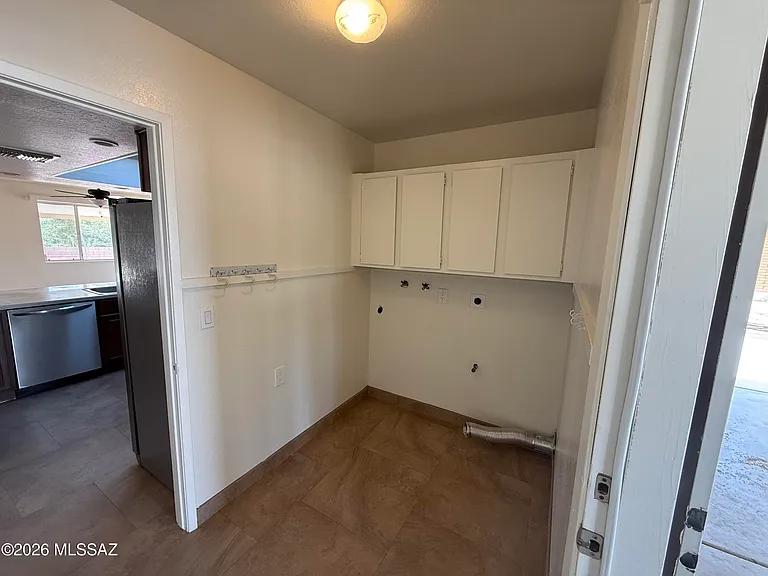 625 N Brown Ave — Photo 4