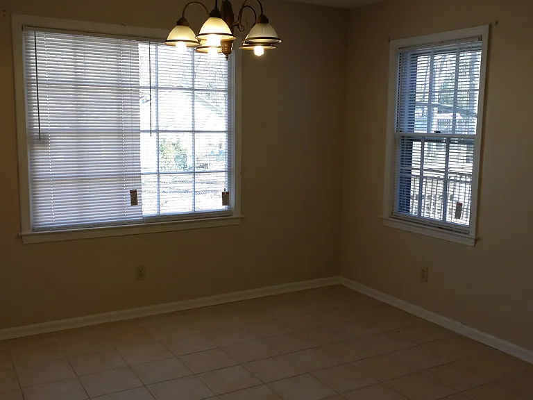113 Clee Hill Ct — Photo 4