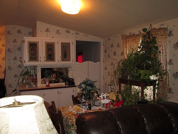 Dining Room to Laundry