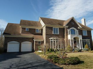 12050 Creekbend Dr, Reston, VA 20194