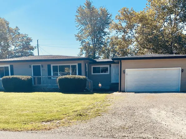 114 Westwood Rd, Fillmore, IN 46128