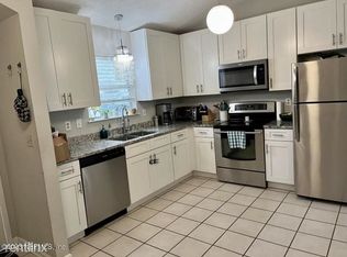 1130R Rose St, Atlantic Beach, FL 32233