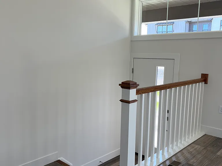 129 Madison Dr — Photo 5