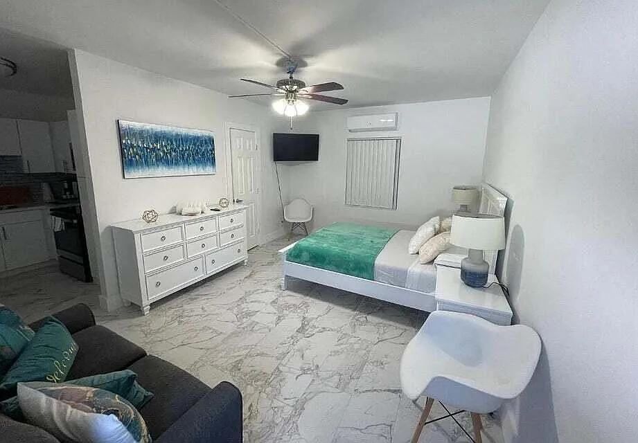 Studio, 1.0 bath, 600 sqft, $2,250 — Photo 4