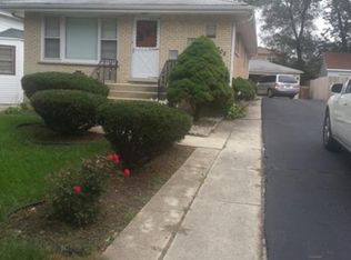 305 Oak Ave, Wood Dale, IL