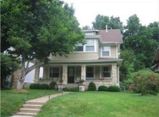 106 Huntington Rd, Kansas City, MO 64113