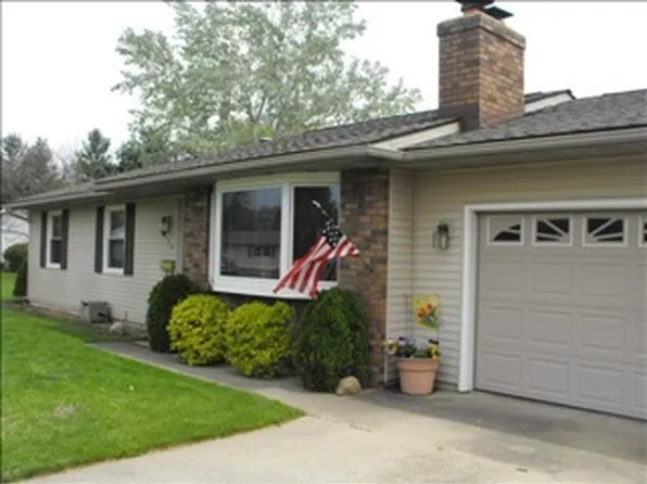 433 W Charlotte St, Sturgis, MI 49032
