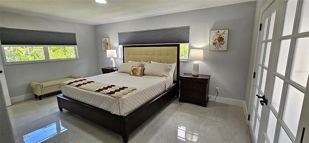 3 bed, 2.0 bath, 1370 sqft, $4,500 — Photo 4