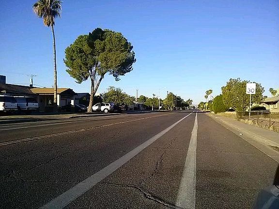 3rd image of 3136 W Sweetwater Ave