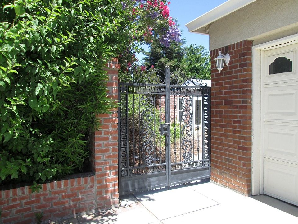 2nd image of 362 Fairmont Ct