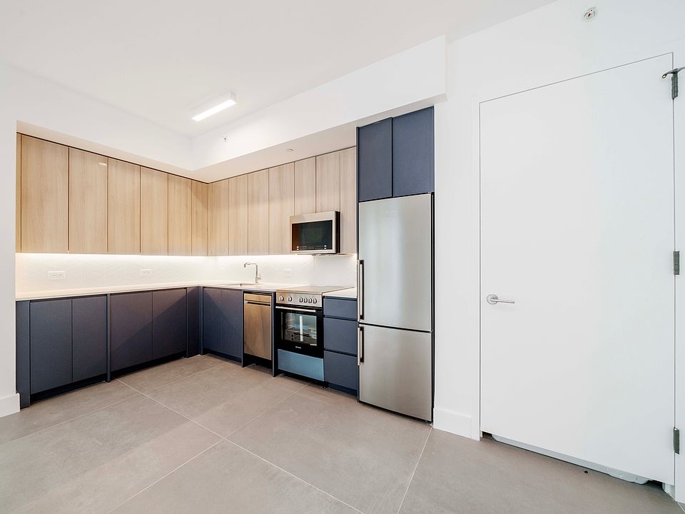 1st image of 339 W 38th St #Pha