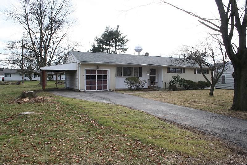2nd image of 1877 Beauty Ave