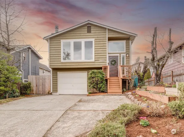 8853 Ashworth Avenue N, Seattle, WA 98103