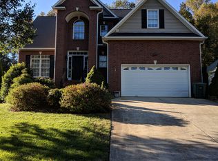 4420 Chadwyck Dr, Winston Salem, NC 27106