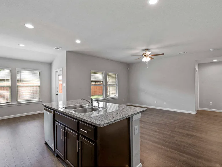 226 Seclusion Dr — Photo 19