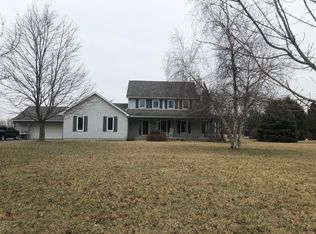 9340 Dover Dr, Wauseon, OH 43567