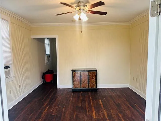 304 Oak Ave — Photo 4