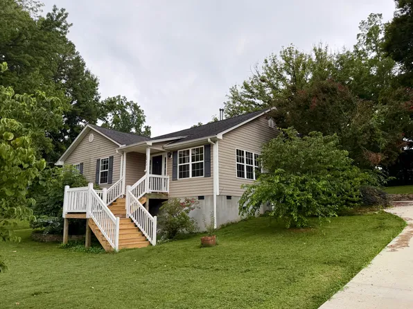 230 Blanton St, Columbus, NC 28722