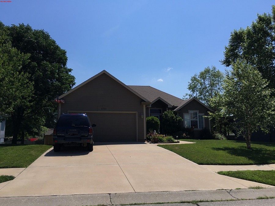 1st image of 2340 NE Summerfield Dr