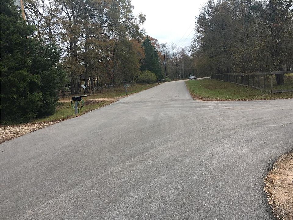 1st image of 41215 Friartuck Dr