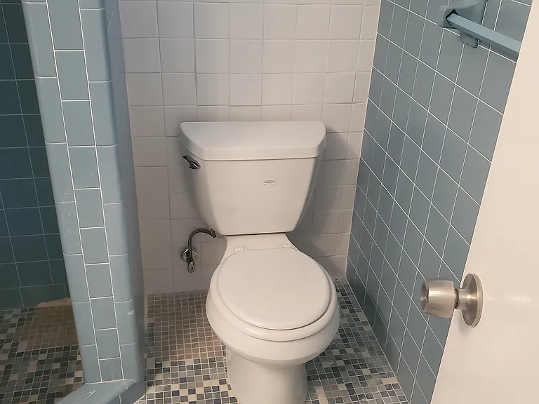 3331 NE Skyline Dr — Photo 22