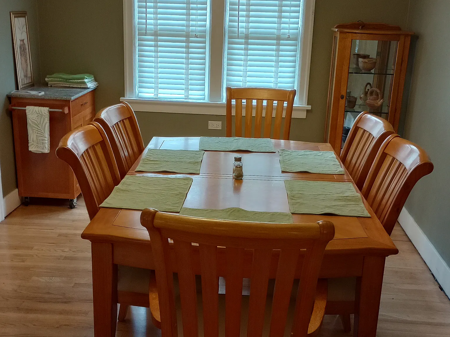 1120 Jefferson St NE — Photo 3