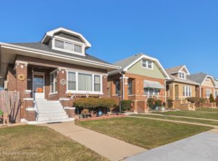 5146 W Wolfram St, Chicago, IL 60641