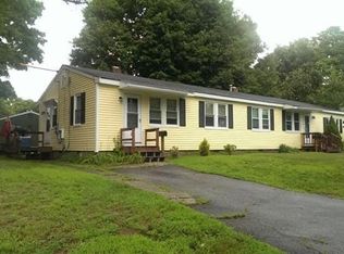 2 Grosvenor St, Ayer, MA 01432
