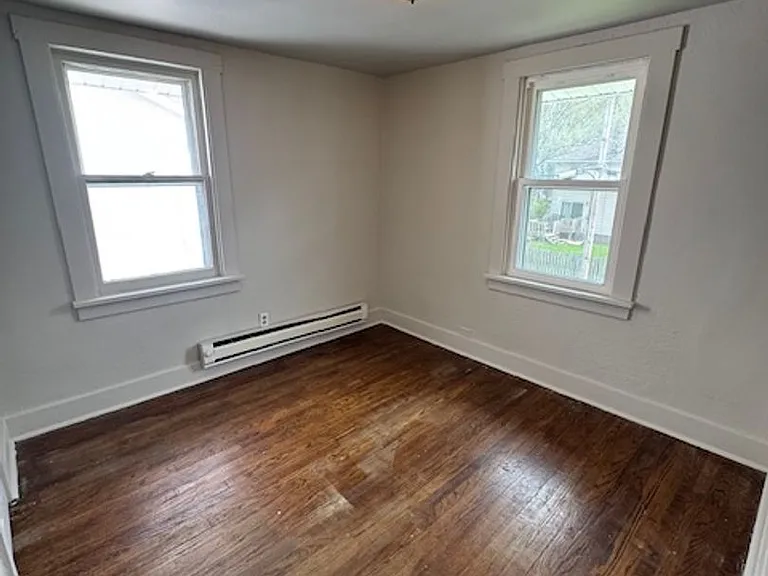 1516 Bayer Ave — Photo 2