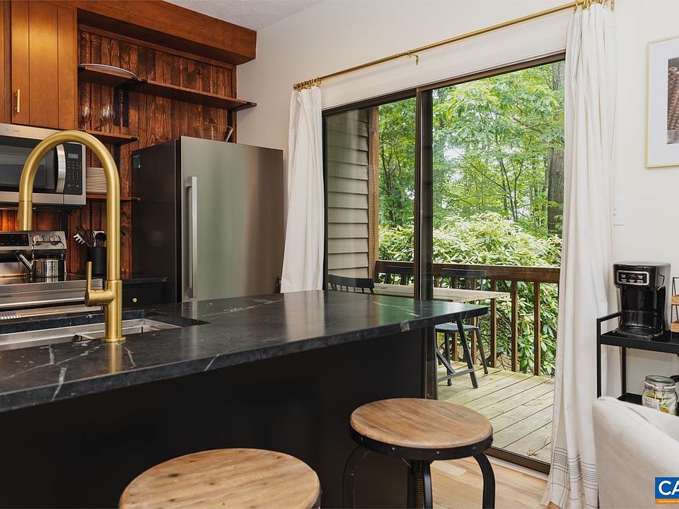 1st image of 792 Laurelwood