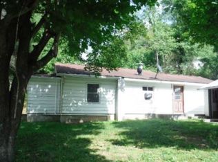 12316 McClellan Meade Rd, Coeburn, VA 24230