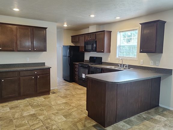 2nd image of 3951 Bentwood Cir W #302