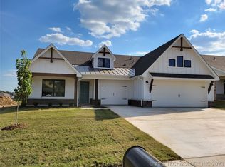 7502 E 89th Pl, Owasso, OK 74055