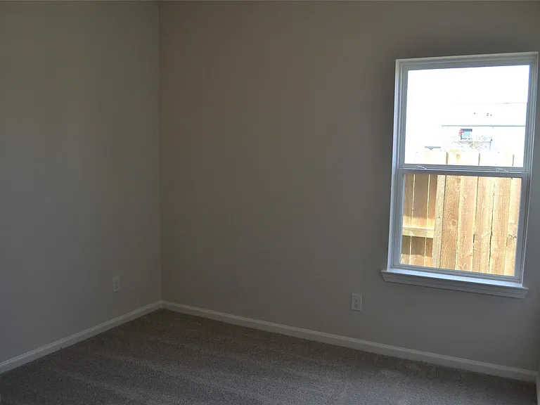 13223 Hayden Peak Dr — Photo 20