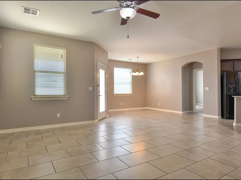 6560 Westfield Dr — Photo 7