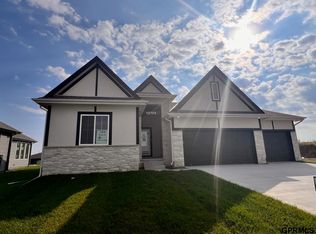 12109 Daniell Rd, Bellevue, NE 68123