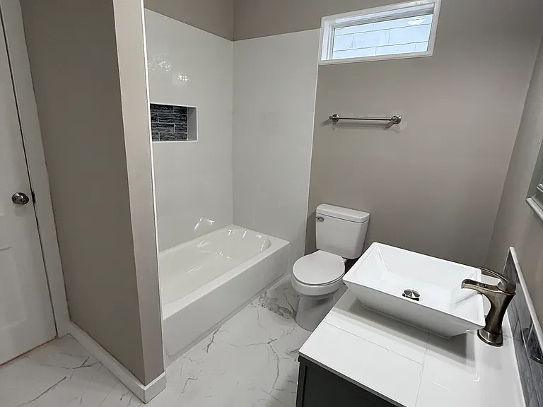 1406 Callahan St — Photo 14