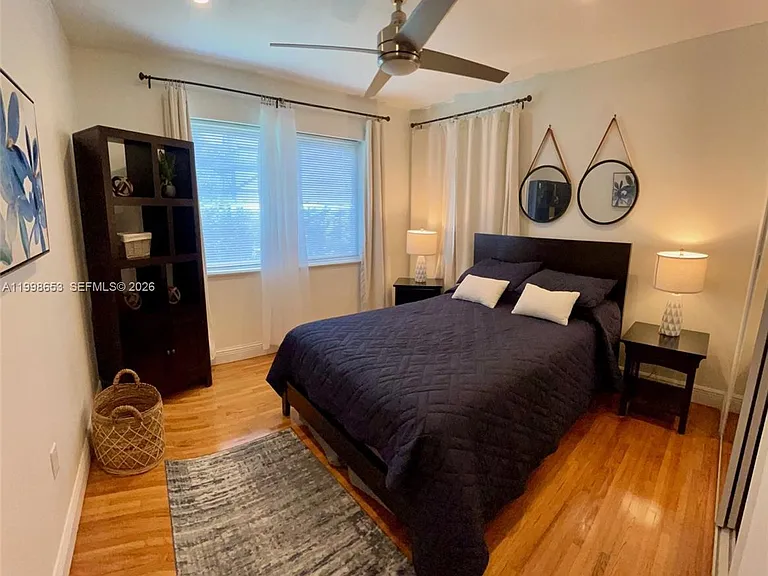 411 Alesio Ave — Photo 13