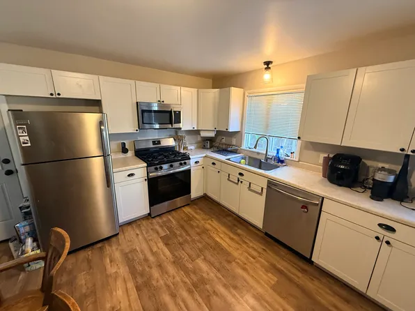 227 E Spruce St, East Rochester, NY 14445