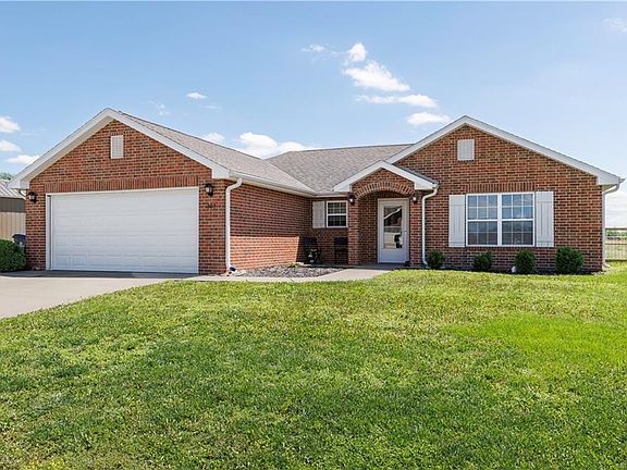 2nd image of 707 Landon Dr