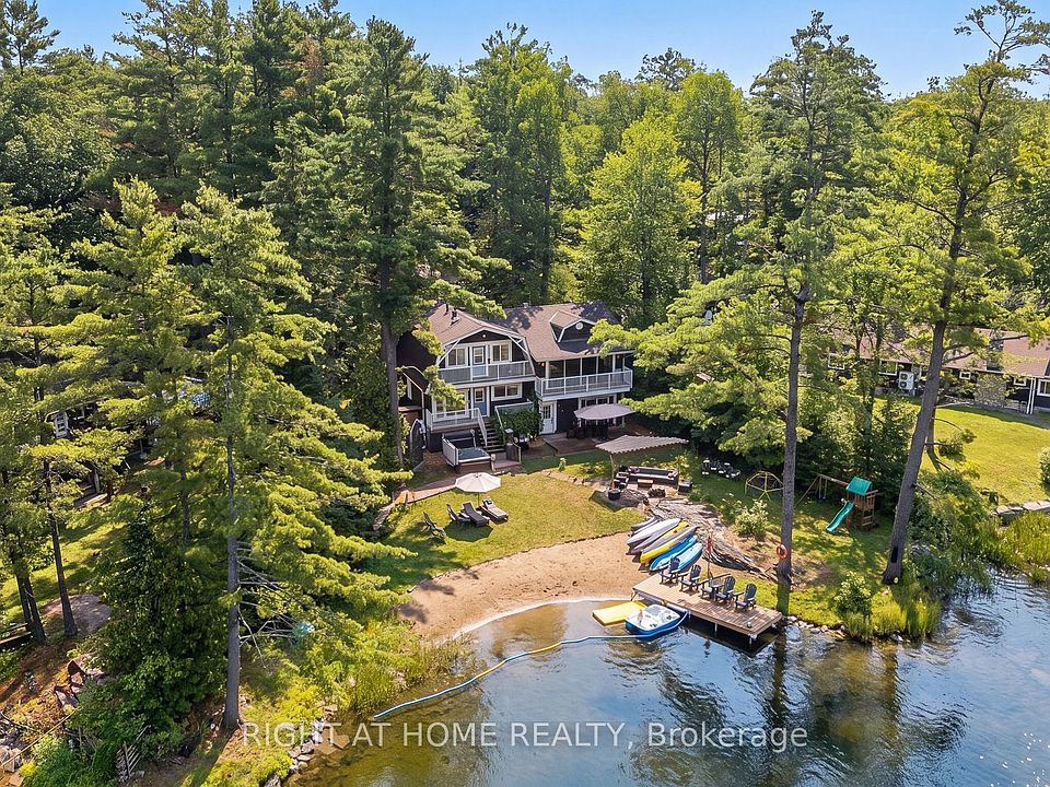 1st image of 3583 Riverdale Dr