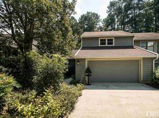12 Clover Dr, Chapel Hill, NC 27517